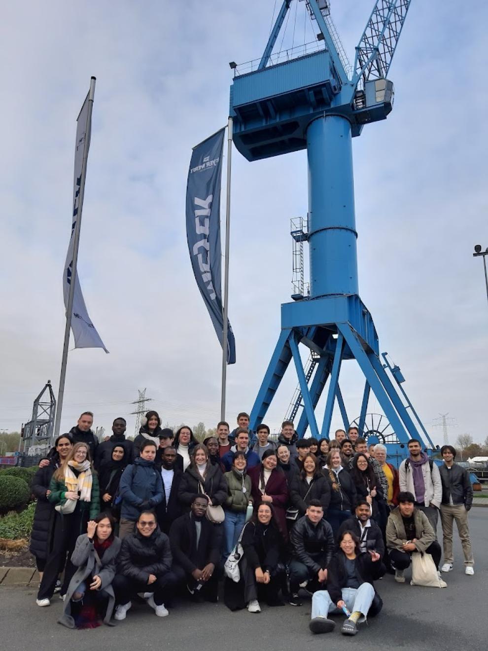 Gruppenbild vor Meyer-Werft/Papenburg