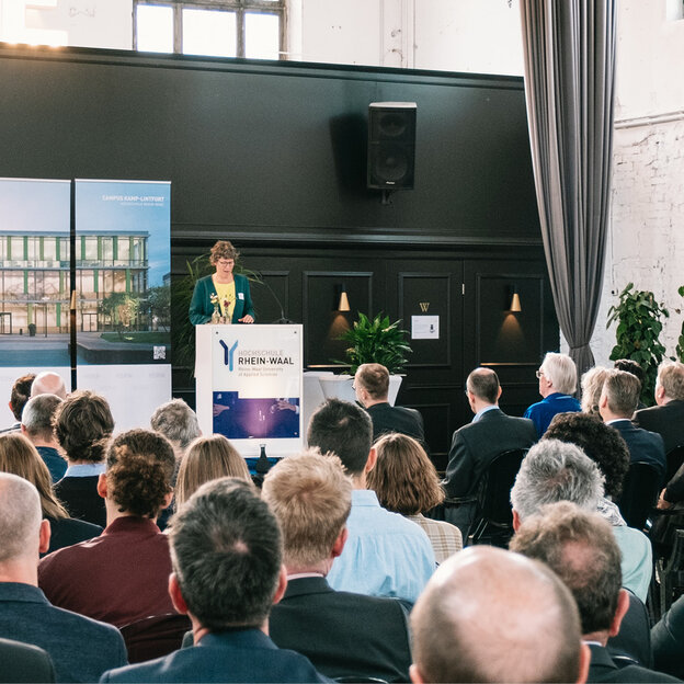 Prof. Dr.-Ing. Susanne Staude