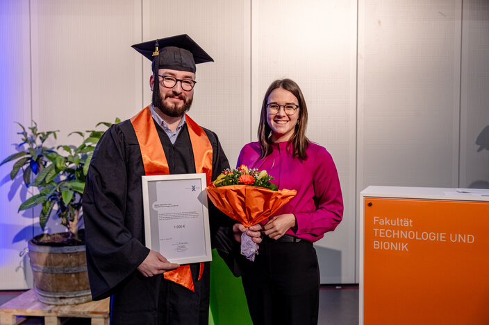 Absolventenpreis für Nils Braake