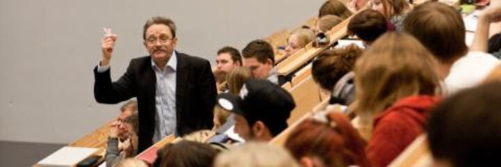 1000. Lehrbeauftragter bei der Servicestelle Lehrbeauftragtenpool