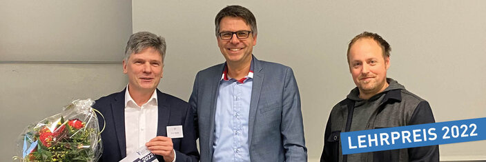 „Lehre(n) in und aus der Pandemie“: Lehrpreis 2022 der Hochschule geht an Prof. Dr. Rolf Becker