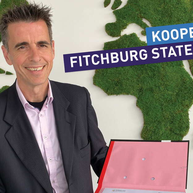 Prof. Dr. Klaus Hegemann (Dekan der Fakultät Kommunikation und Umwelt)