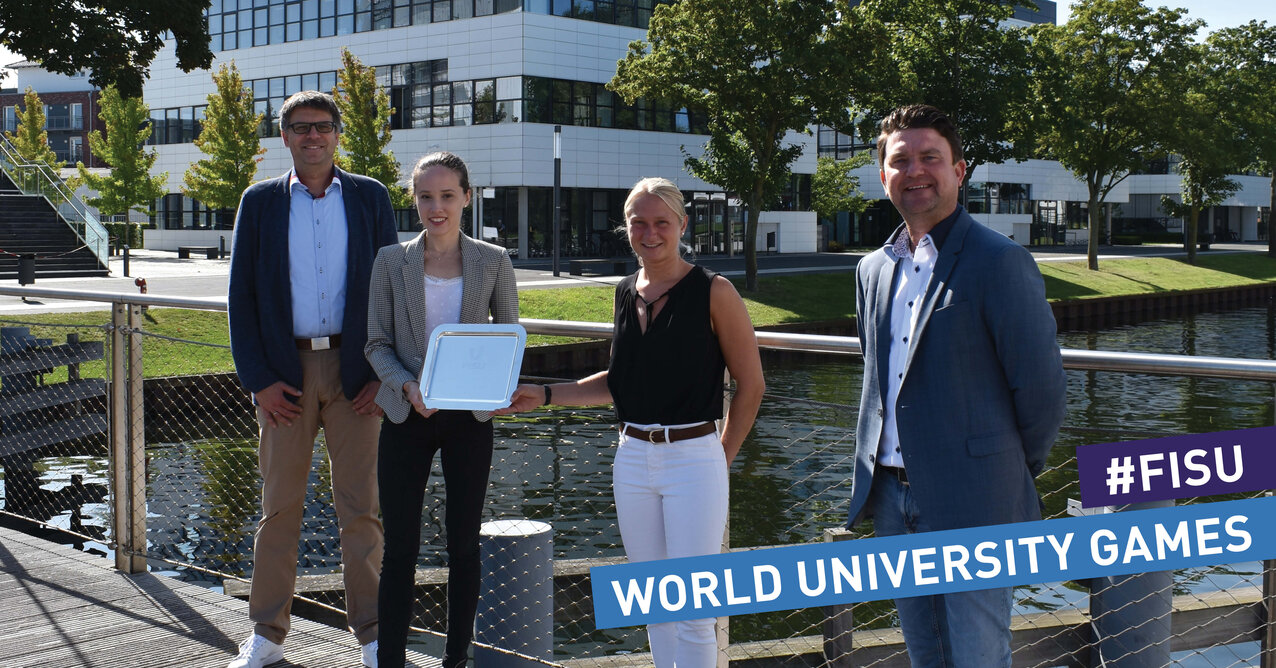 FISU Attribution Plaque presented to Rhein-Waal University of Applied Sciences