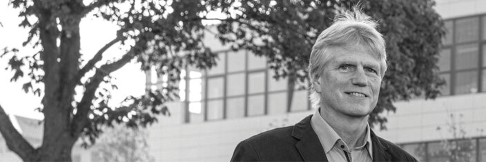 Professor Dr. Helmut Prior verstorben