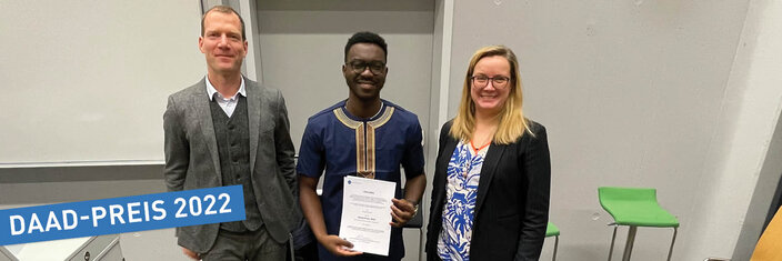 Herausragendes akademisches und soziales Engagement: Nathan Siamudaala erhält DAAD-Preis 2022