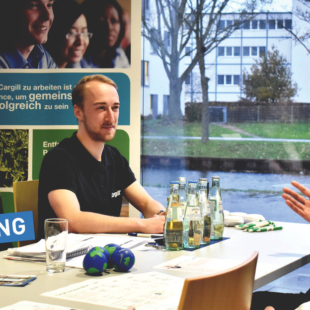Speed Dating des Fördervereins Hochschule Rhein-Waal e.V.  brachte Studierende und regionale Unternehmen zusammen