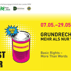 „Mehr als nur Worte“: Ausstellung zu Grundrechten an der Hochschule