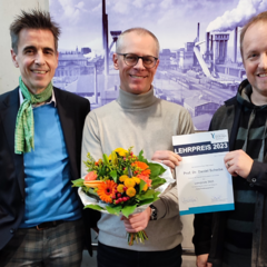 ‘Good Examination Practice’: The University’s 2023 Teaching Award goes to Prof. Dr Daniel Scheible of the Faculty of Communication and the Environment