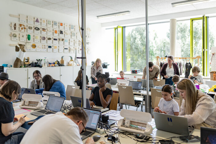 Spannende Programmpunkte und bestes Wetter am Tag der offenen Tür der Hochschule Rhein-Waal am Campus Kamp-Lintfort