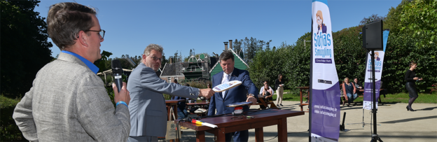 Ulrich Francken, Chair of the Euregio Rhine-Waal, and Peter Drenth, Member of the Provincial Council of Gelderland