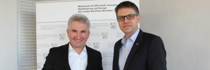 Neuer dualer Studiengang Verwaltungsinformatik –  E-Government an der Hochschule Rhein-Waal