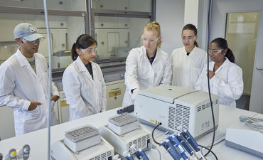 Research Associates