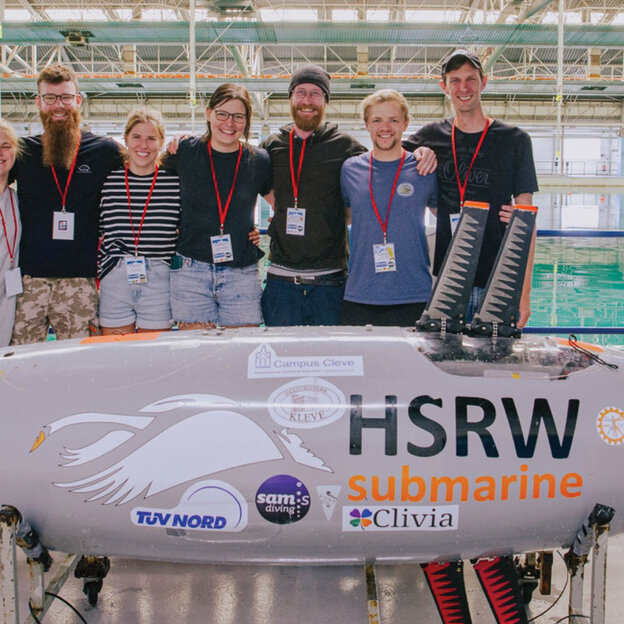 Freuen sich über die Auszeichnungen: das U-Boot-Team der Hochschule Rhein-Waal (von links nach rechts): Sophia Döring, Hannes Jaschinski, Martha Grupp, Frauke Waßmuth, Aaron Hinkle, Joshua Biehn und Lysander Trapp
