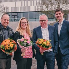 From left to right: Prof. Dr Jörg Petri, Vice-President for Studies and Teaching; Prof. Dr Tatiana Zimenkova, Vice-President for International Affairs and Diversity; Prof. Dr.-Ing. Peter Kisters, Vice-President for Research, Innovation and Knowledge Transfer, and Prof. Dr Wögen Tadsen, Chair of the University Electoral Assembly,