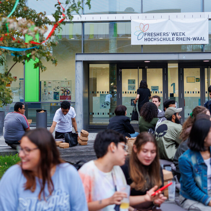 At the Kamp-Lintfort campus, lots of students take part in Freshers’ Week.