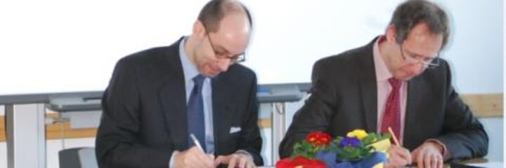 Mehr als nur ein bedrucktes Papier mit vielen Unterschriften