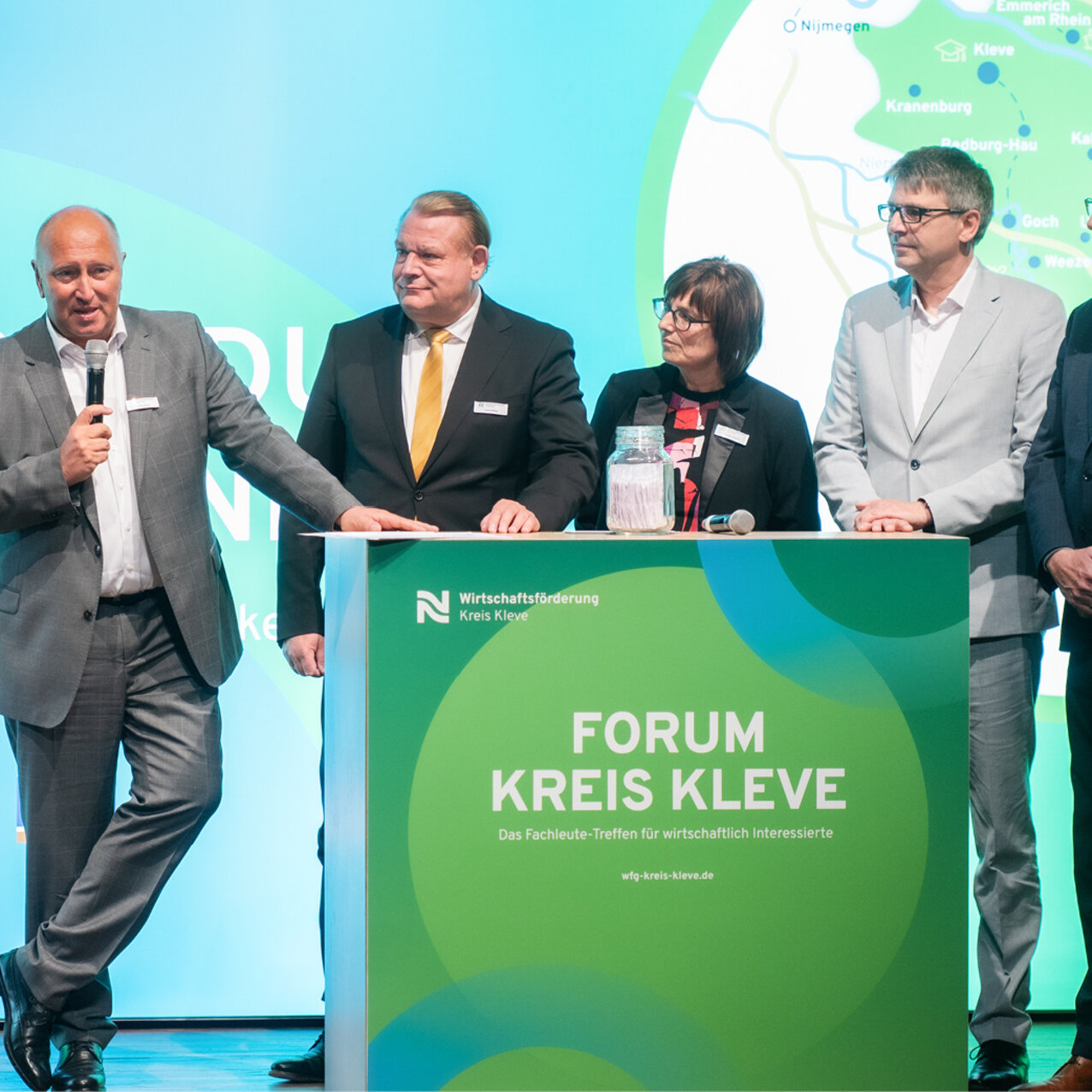 Gemeinsames Projekt von Ipsen und Fakultät Technologie und Bionik mit Hochschulpreis 2025 ausgezeichnet