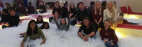 Projektgruppe der Hochschule Rhein-Waal untersucht Auswirkungen der Therapiemethode „Snoezelen“ (PM)