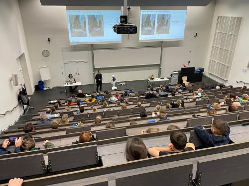 ©HSRW Blick in den Hörsaal wärend der Kinder Uni