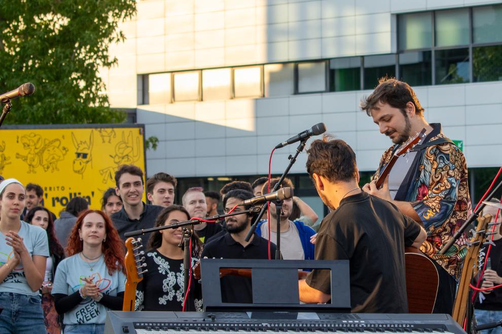 Music Night Campus Kleve. Musiker mit Publikum.
