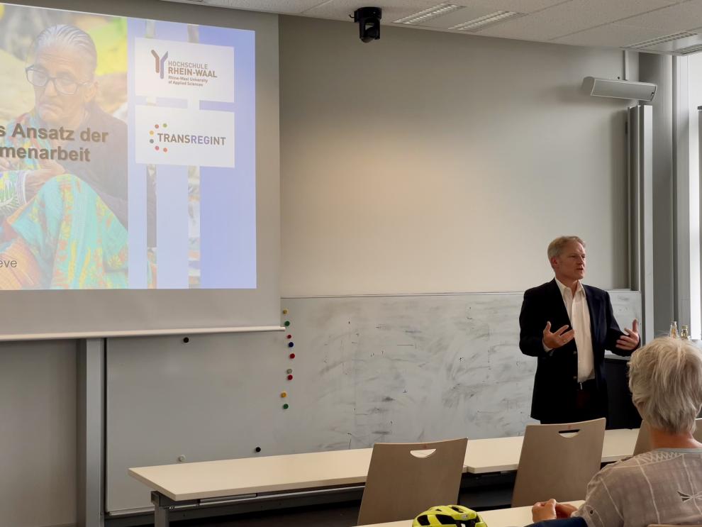 Forum Internationale Politik - Vortrag Prof. Dr. Oliver Serfling