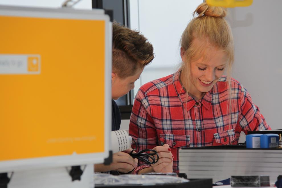 Schülerlabor „Energie“ des zdi-Zentrums Kreis Kleve der Hochschule Rhein-Waal Schülerlabor „Energie“ des zdi-Zentrums Kreis Kleve der Hochschule Rhein-Waal
