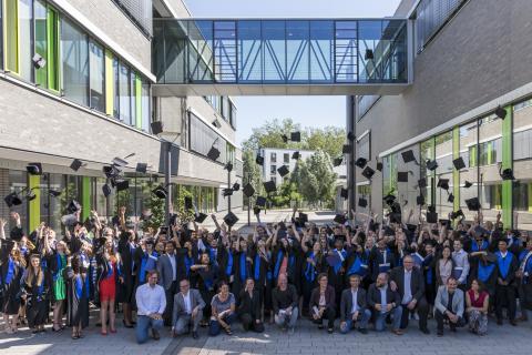 te veel Naschrift zebra Abschlussfeier 2019 an der Hochschule Rhein-Waal | Rhine-Waal University of Applied Sciences te veel Naschrift zebra Abschlussfeier 2019 an der Hochschule Rhein-Waal | Rhine-Waal University of Applied Sciences