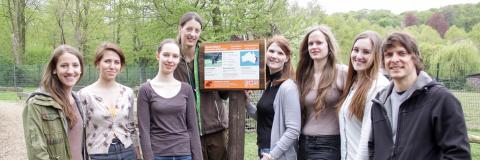 Erstsemesterstudierende der Hochschule Rhein-Waal gestalten im Rahmen einer Projektarbeit neue Tierschilder für den Klever Tiergarten